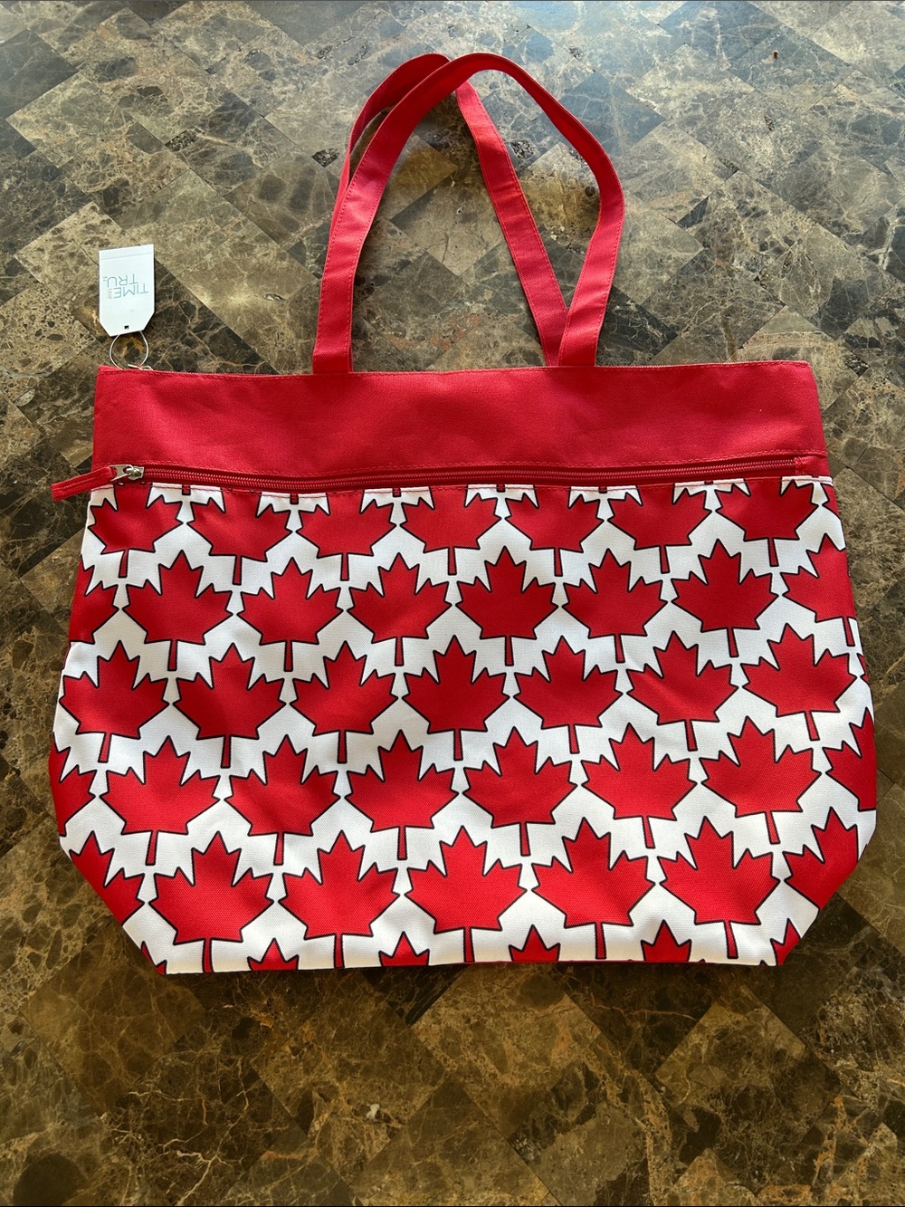 NWT 🆕 Time and Tru Canada Red Maple Leaf Print Tote Bag